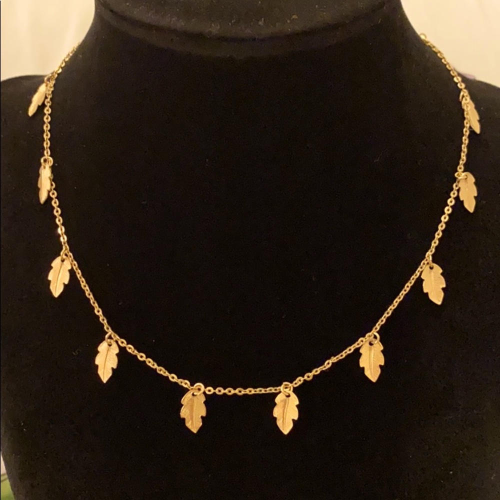 Gold Leaf Charm Necklace - Delicate Women's Jewelry